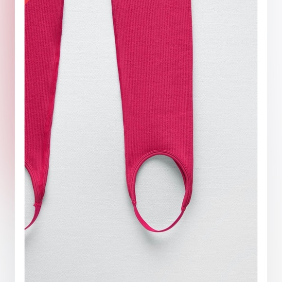 Zara new seamless fuscia pink ribbed stirrup leggings size xs/s - Picture 5 of 10